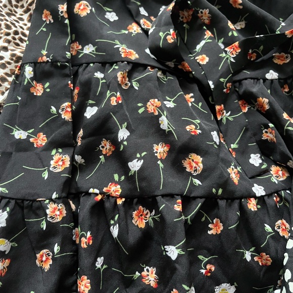 #126/127/128 SHEIN Skirt Bundle Size M - Picture 3 of 12